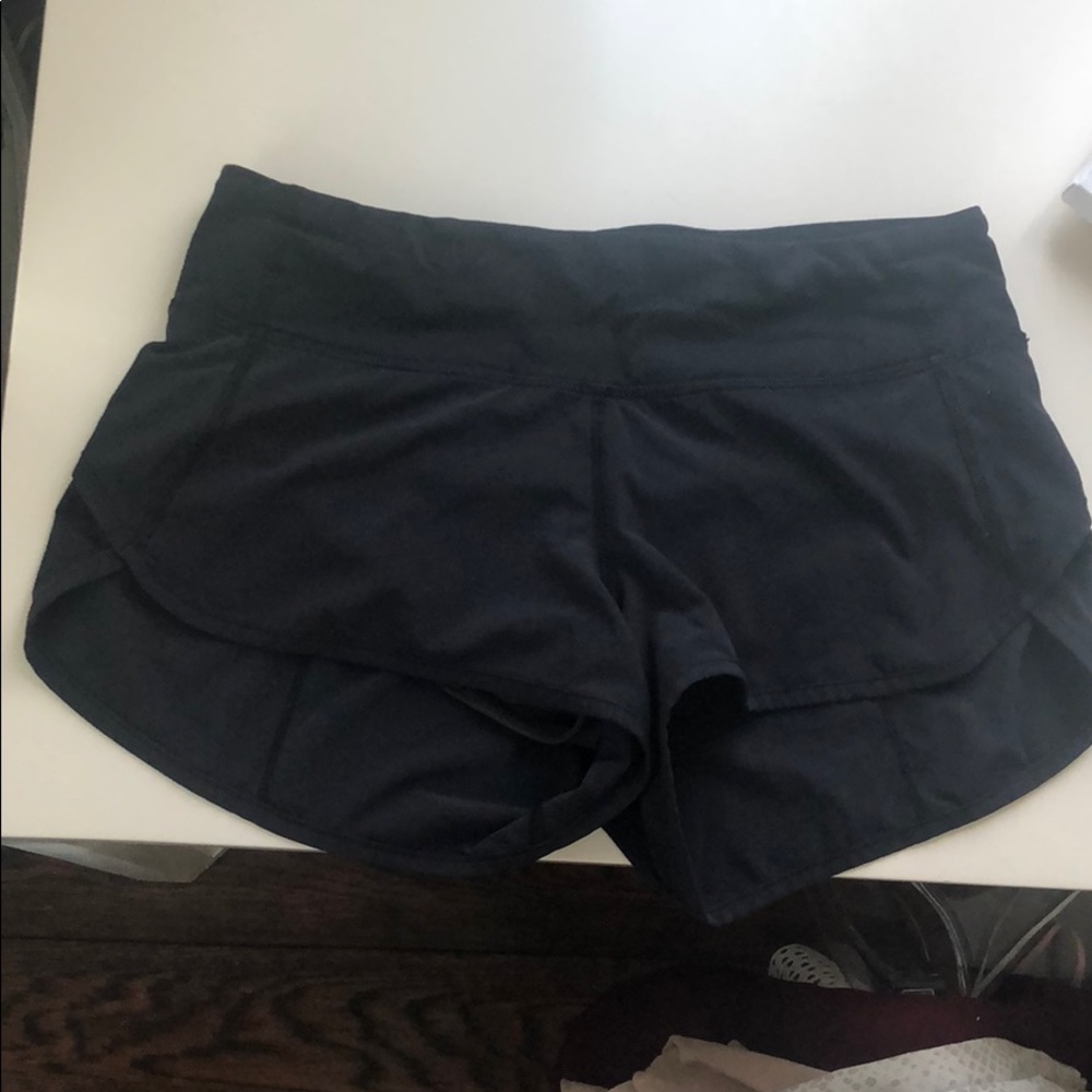 Lulu lemon running shorts